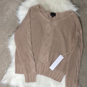 Beige knit sweater NWT